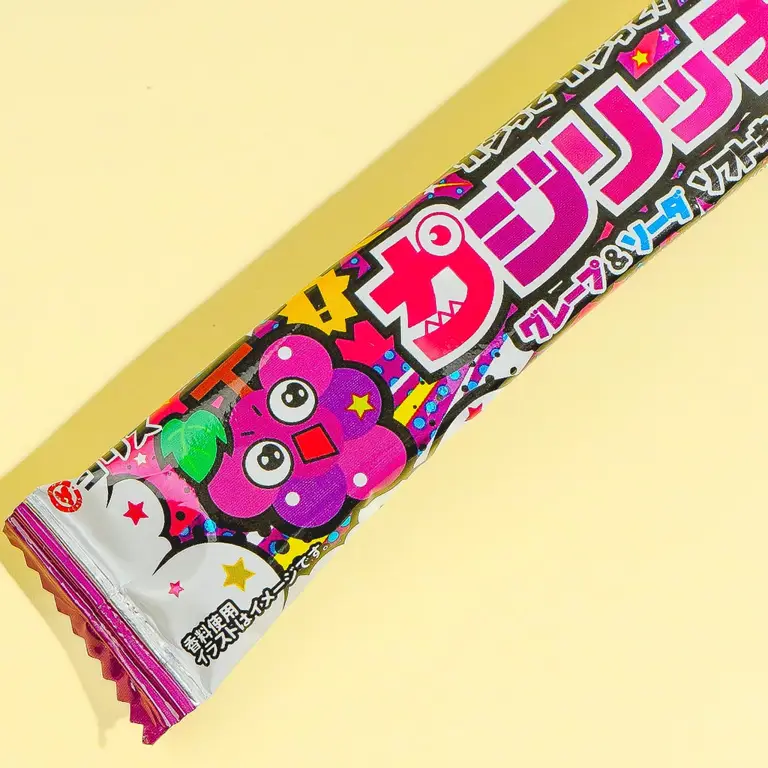 Menikmati Beragam Rasa dan Warna Dagashi Gambar berbagai jenis permen dagashi Jepang