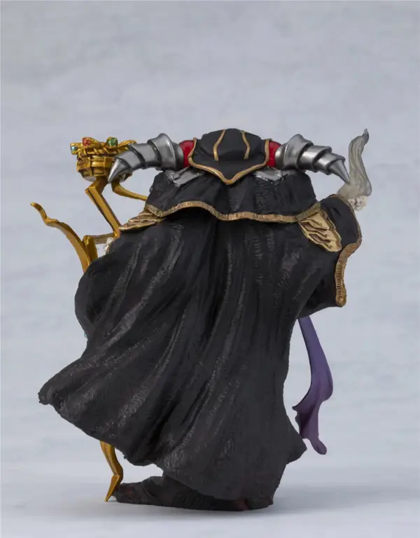 Ainz Ooal Gown, tokoh utama Overlord Gambar Ainz Ooal Gown dari anime Overlord