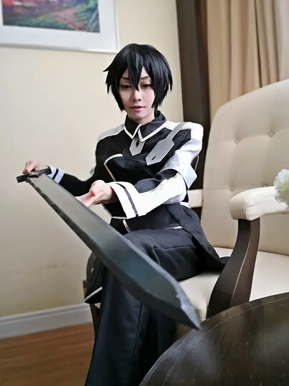Kirito berjuang di Underworld Kirito dalam dunia Underworld di Sword Art Online Alicization