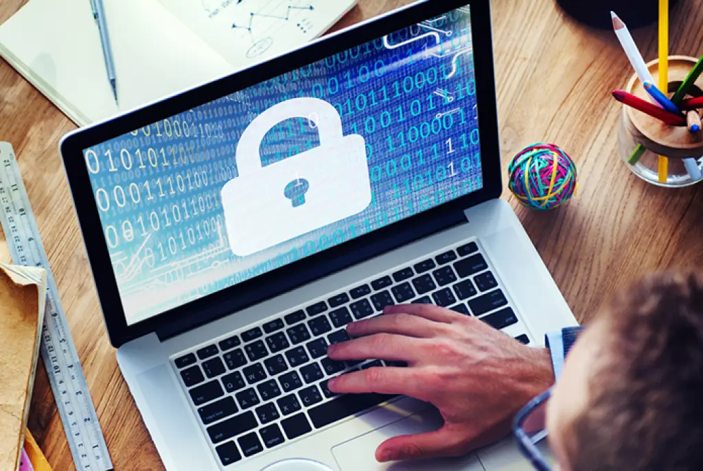 Tips aman saat browsing internet Tips aman saat browsing internet